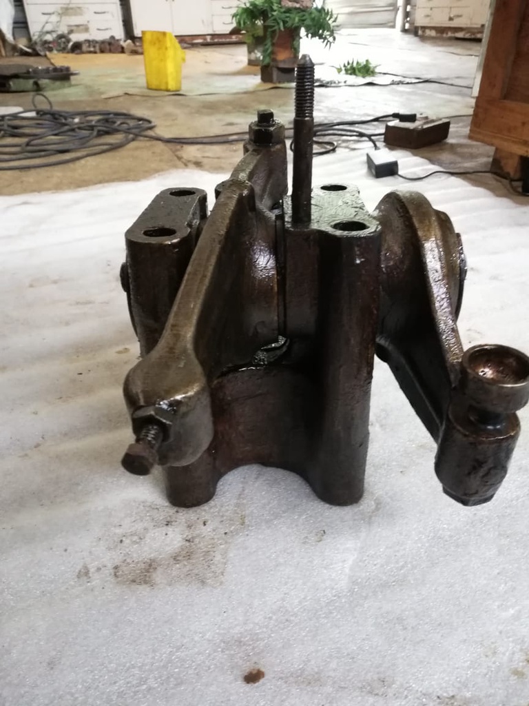 VALVE OPERATING DEVICE USED