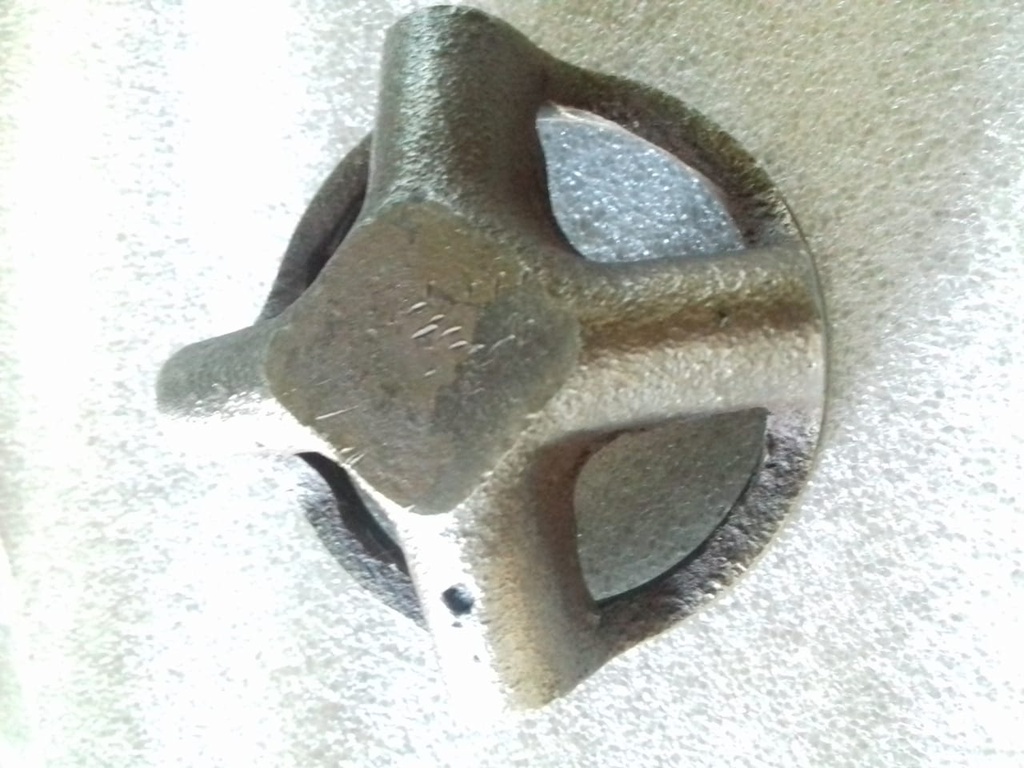 VALVE HOLDER HP OLD