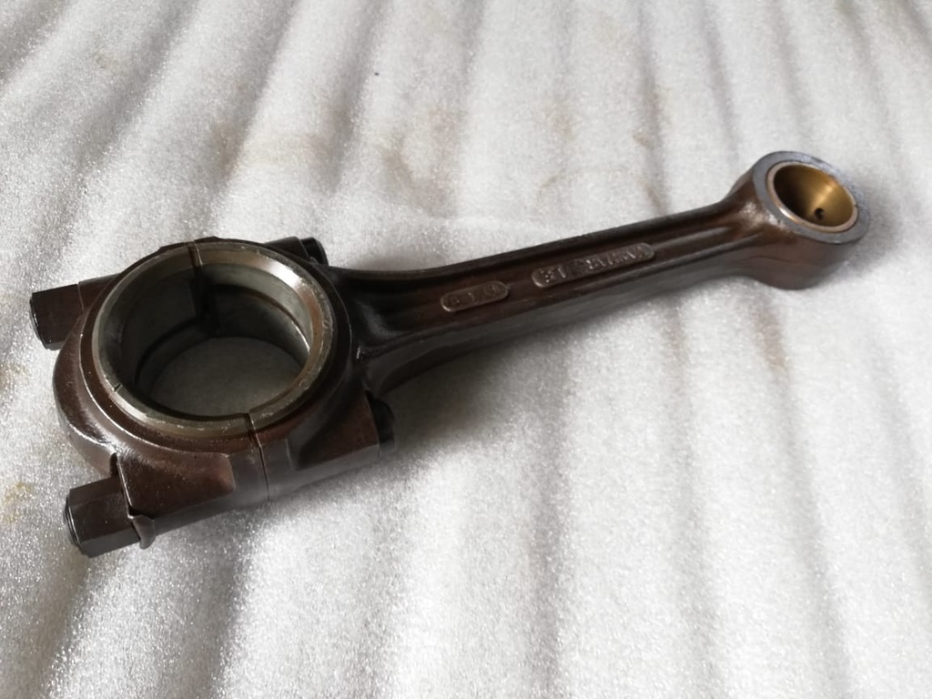 CONNECTING ROD SC-30N USED