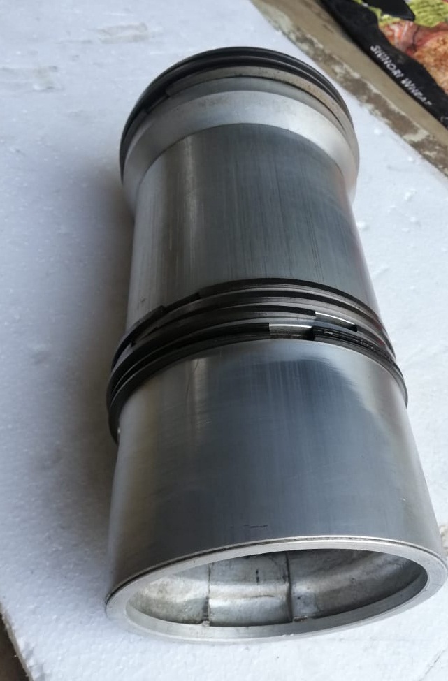 PISTON USED W-140